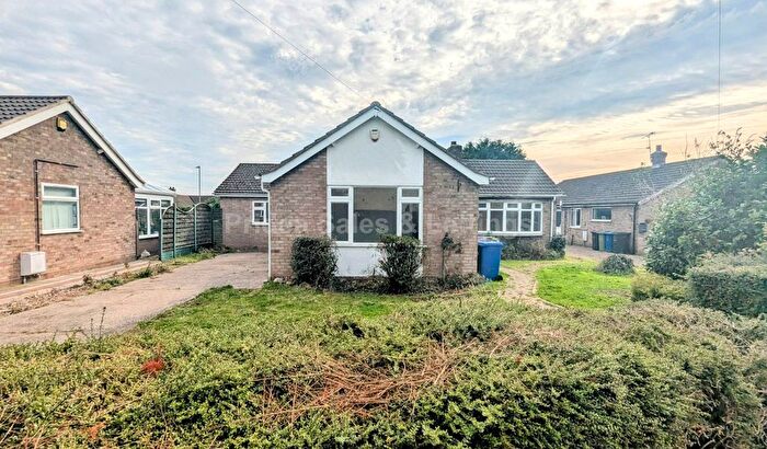 4 Bedroom Detached Bungalow For Sale In Manor Road, Saxilby, LN1