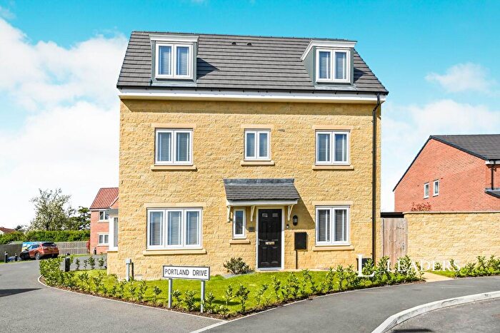 4 Bedroom Detached House To Rent In Portland Drive, Hodthorpe, S80