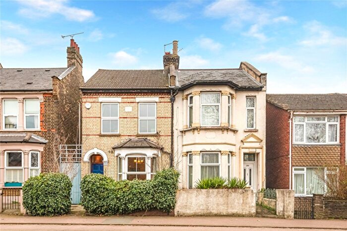 3 Bedroom Semi Detached House For Sale In Blackhorse Lane, Walthamstow, London, E17