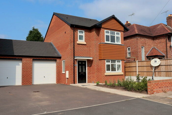 3 Bedroom Link Detached House To Rent In Manor Way, Crewe, Cheshire, CW2