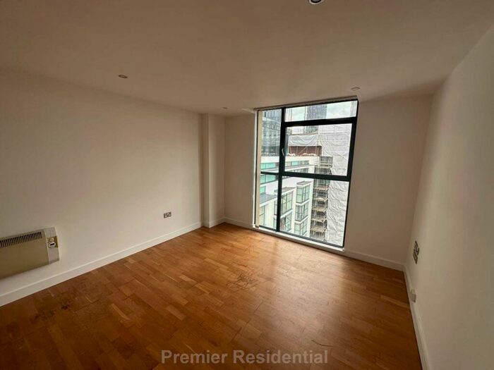 2 Bedroom Apartment To Rent In Hill Quays, Manchester, M15