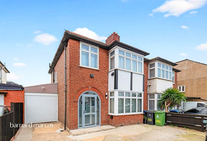3 Bedroom Semi Detached House For Sale In Tolworth Rise South, Surbiton, KT5