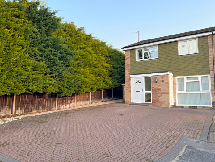 3 Bedroom End Of Terrace House For Sale In Southland Rise, Langford, Biggleswade, SG18