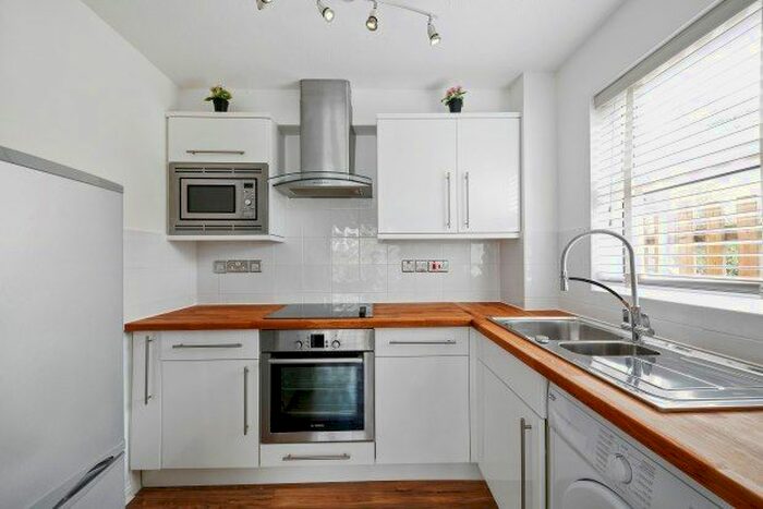1 Bedroom Flat To Rent In Acton Lane, London, W4