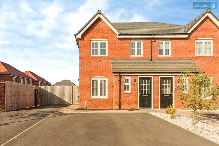 3 Bedroom Semi Detached House For Sale In Hotspur Road, Crewe, Cheshire, CW1