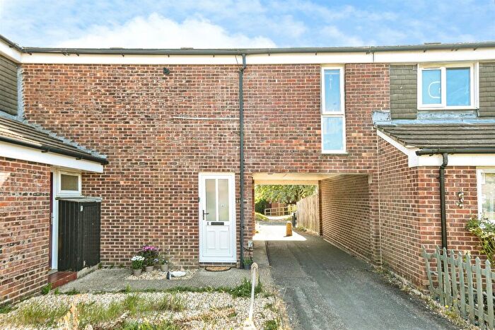 2 Bedroom House For Sale In Sutherland Court, Andover, SP10