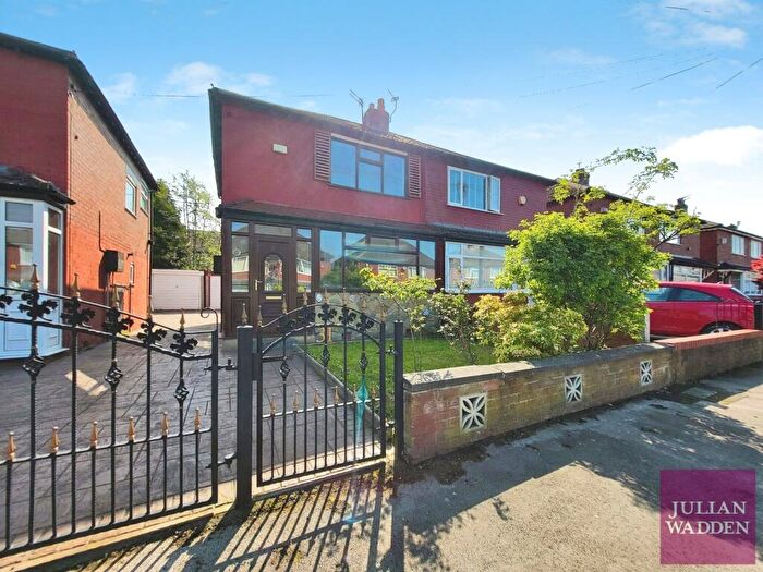 2 Bedroom Semi-Detached House For Sale In Tennyson Road, Reddish, Stockport, SK5