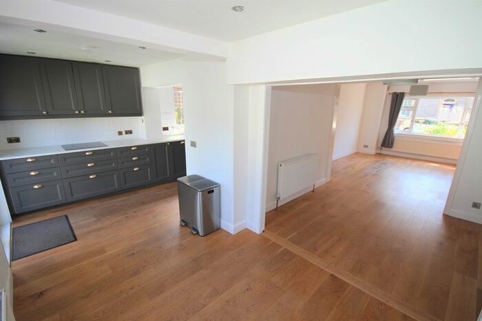 3 Bedroom Semi-Detached House To Rent In Juniper Avenue, Edinburgh, EH14