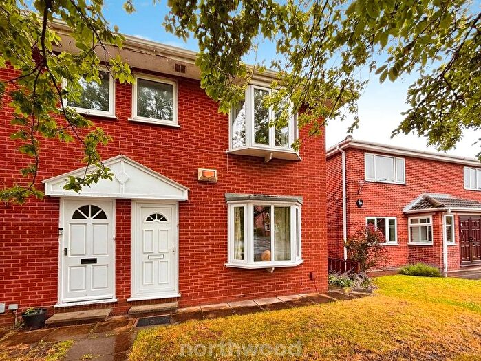 2 Bedroom Flat For Sale In Stoops Lane, Bessacarr, Doncaster, DN4