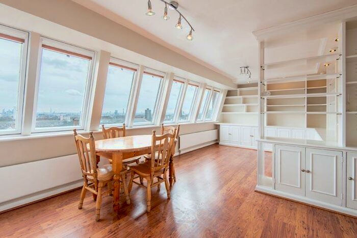 3 Bedroom Flat To Rent In Parliament Hill, Hampstead, NW3