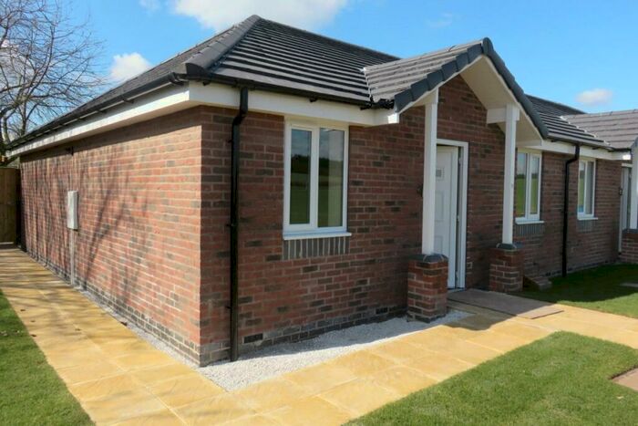 2 Bedroom Bungalow To Rent In Vermont Close, Mansfield, Nottinghamshire, NG20