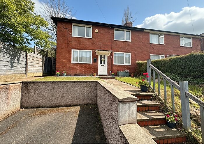 3 Bedroom Semi Detached House For Sale In Albion Street, Radcliffe, M26