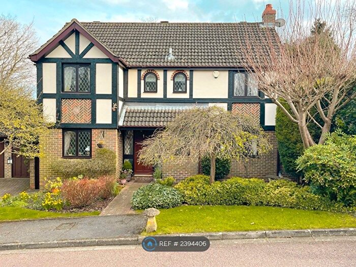 4 Bedroom Detached House To Rent In Silverwood Close, Croydon, CR0