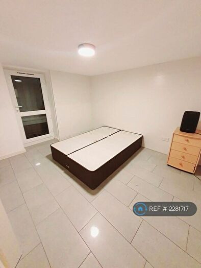 1 Bedroom Flat To Rent In Brookhill Road, London, SE18