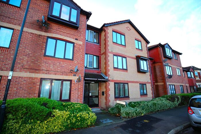 1 Bedroom Flat To Rent In Whitworth Road, Bitterne Park, Southampton, Hampshire, SO18