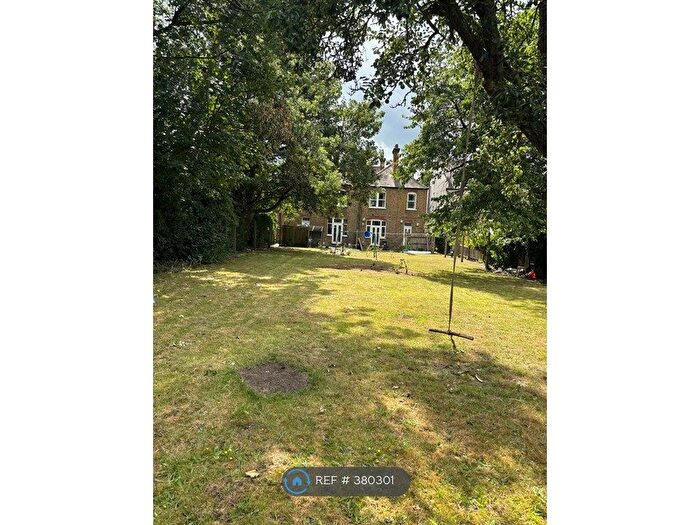 1 Bedroom Flat To Rent In Dukes Avenue, London, W4