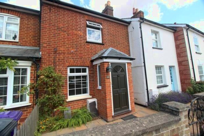 2 Bedroom Terraced House To Rent In Oughtonhead Way, Hitchin, SG5