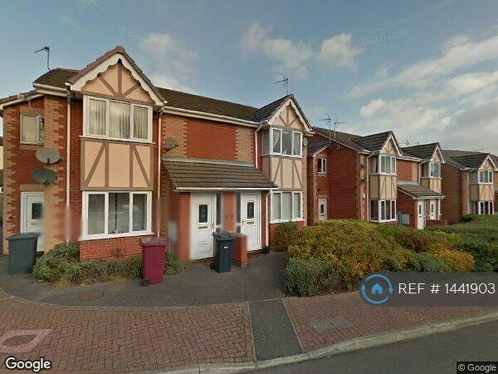 2 Bedroom Flat To Rent In Chapel Close, Clowne, Chesterfield, S43
