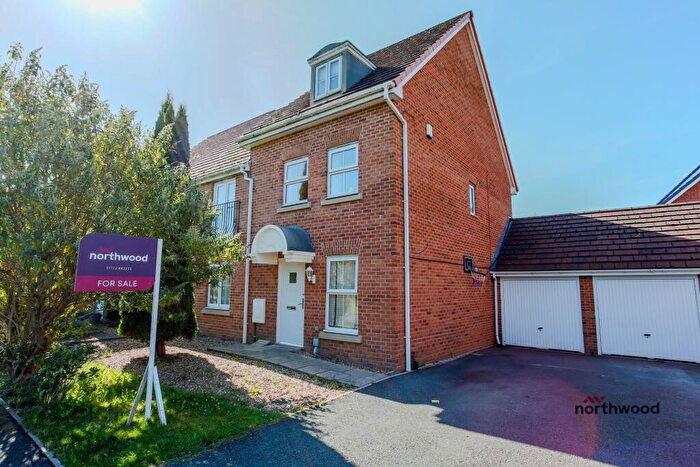 3 Bedroom Town House For Sale In Hazelmere Avenue, Buckshaw Village, PR7