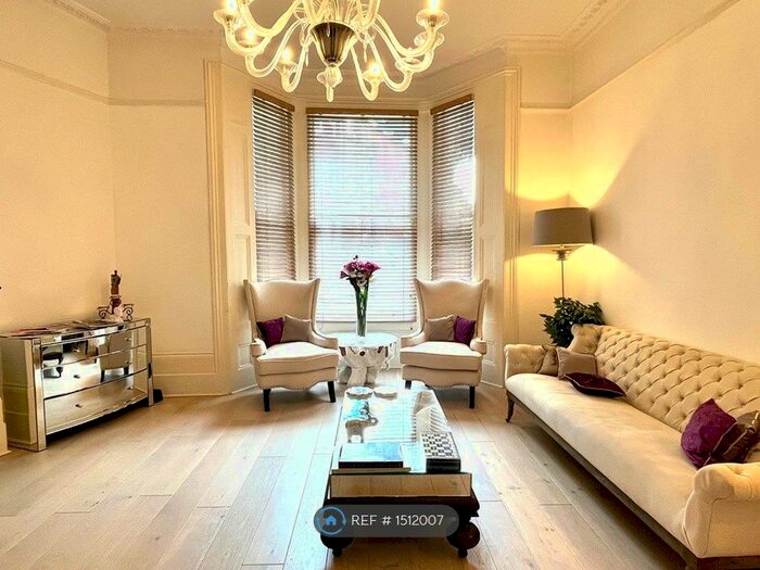 2 Bedroom Flat To Rent In Warwick Avenue, London, W9