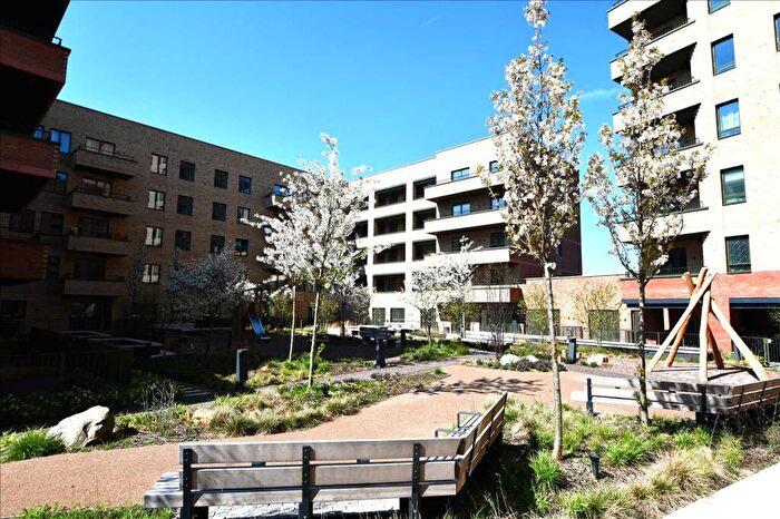 2 Bedroom Flat To Rent In Meadowpip House, Vernal Way, London, N18