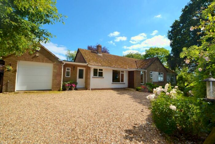 4 Bedroom Detached Bungalow For Sale In Woodlands, BH21