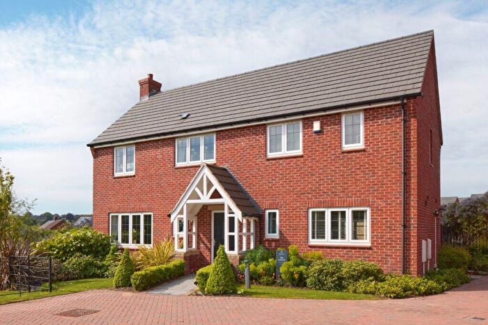 4 Bedroom Detached House For Sale In Dunston Lane, Chesterfield, S41