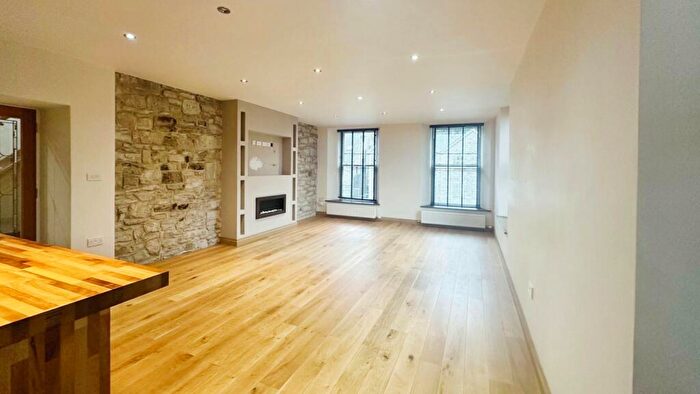4 Bedroom Apartment To Rent In Front Street, Burnopfield, Newcastle Upon Tyne, Durham, NE16