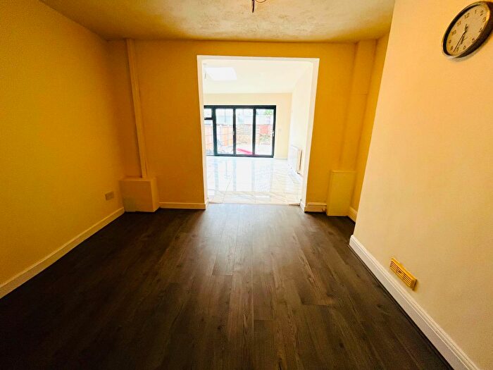 3 Bedroom Terraced House For Sale In Shakespeare Street, Coventry, CV2