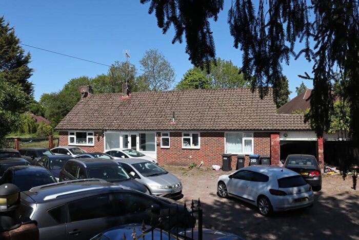 3 Bedroom Detached Bungalow For Sale In Hayes Lane, Kenley, CR8