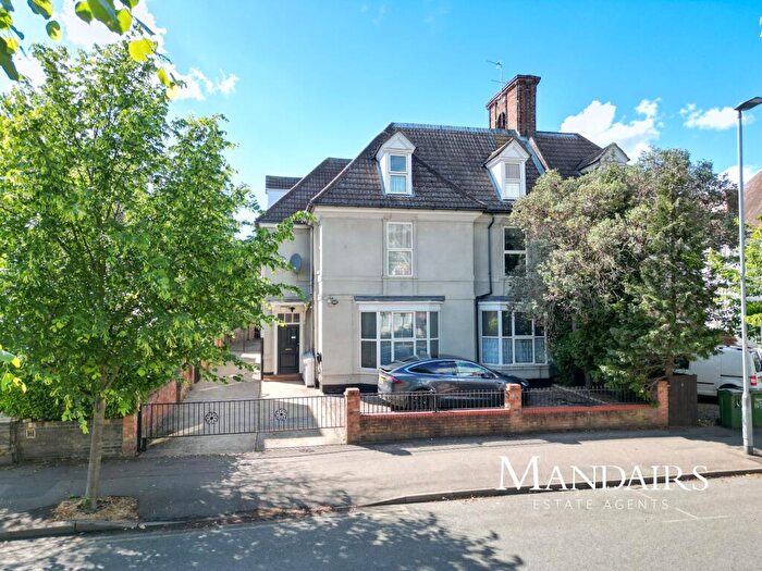 1 Bedroom Flat For Sale In Park Road, Peterborough, PE1