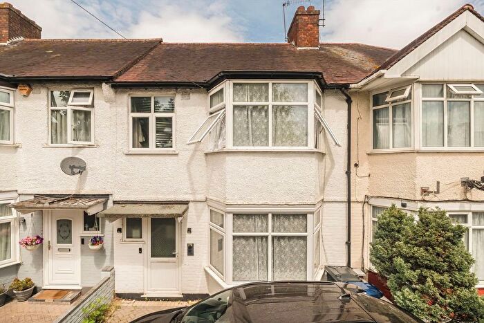 3 Bedroom Property To Rent In Sudbury Heights Avenue, Greenford, UB6