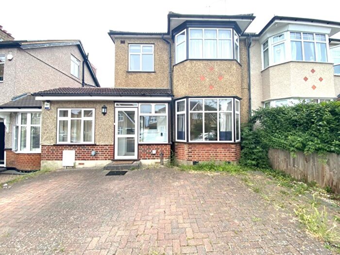 5 Bedroom Semi-Detached House For Sale In Cambridge Road, North Harrow, HA2