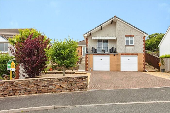 3 Bedroom Bungalow For Sale In Scarletts Well Park, Bodmin, Cornwall, PL31
