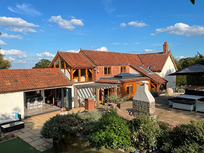 5 Bedroom Farmhouse For Sale In Bush Lane, Spaxton, Bridgwater, TA5