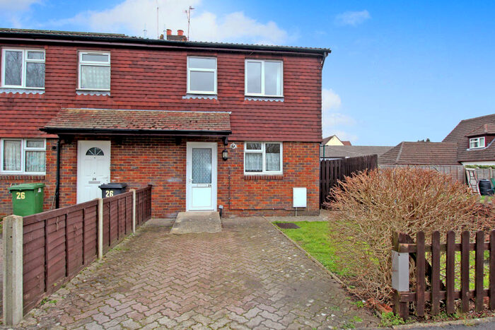 2 Bedroom Semi-Detached House To Rent In Spenser Close, Alton, Hampshire, GU34