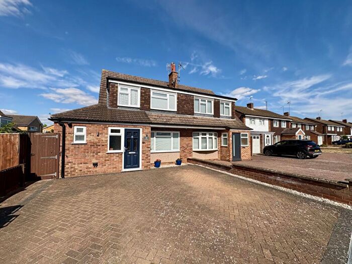 3 Bedroom Semi-Detached House For Sale In Trinity Road, Old Wolverton, Milton Keynes, MK12