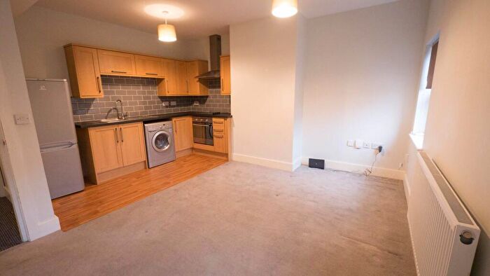 1 Bedroom Flat To Rent In Palatine Road, Manchester, M20