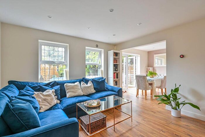 2 Bedroom Semi Detached House For Sale In Broadgate Road, Beckton, London, E16