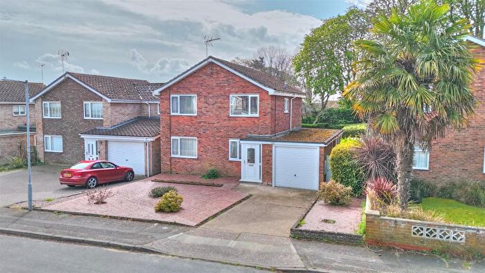 4 Bedroom Detached House For Sale In The Chestnuts, Ipswich, IP2