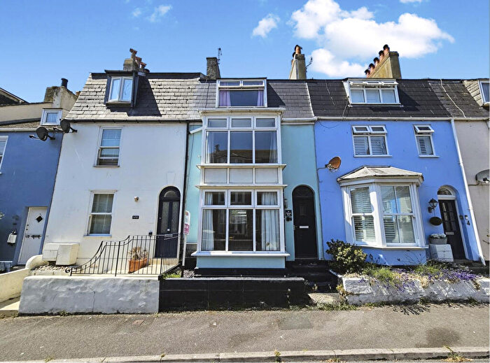 3 Bedroom Terraced House For Sale In Newberry Road, Weymouth, DT4