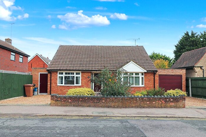 3 Bedroom Bungalow For Sale In Fairview Road, Stevenage, Hertfordshire, SG1