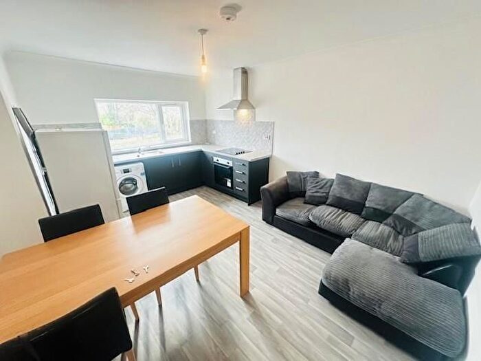 2 Bedroom Flat To Rent In Marsh Lane, Erdington, Birmingham, B23