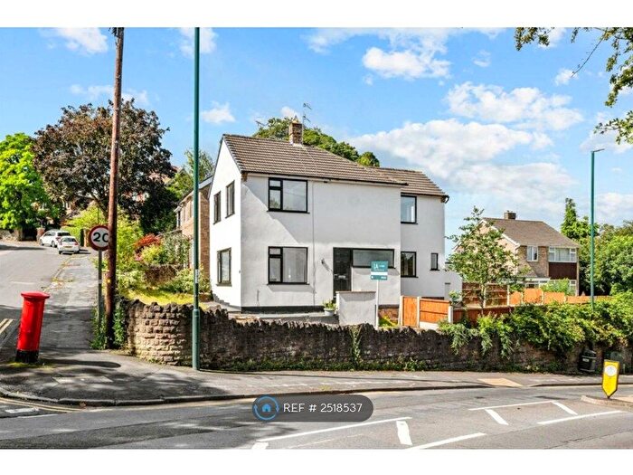 3 Bedroom Detached House To Rent In Gordon Rise, Nottingham, NG3