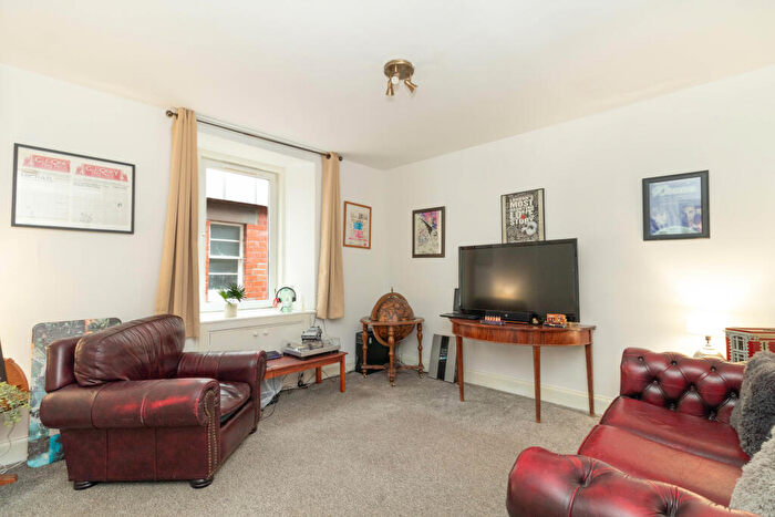1 Bedroom Flat For Sale In Cutlog Vennel, Perth, PH1