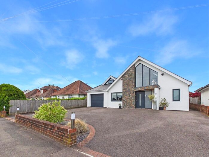 3 Bedroom Detached House For Sale In Tyn-Y-Parc Road, Rhiwbina, Cardiff., CF14
