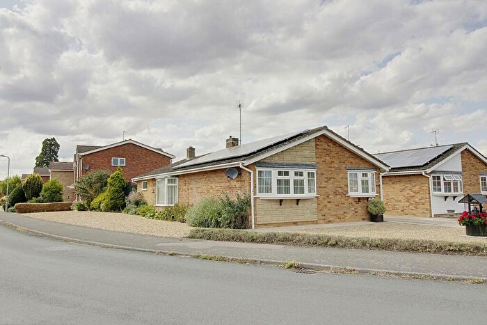 3 Bedroom Detached Bungalow For Sale In Hereward Way, Deeping St. James, PE6