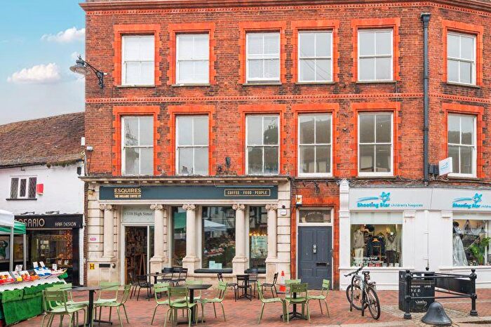 2 Bedroom Flat To Rent In High Street, Godalming, GU7