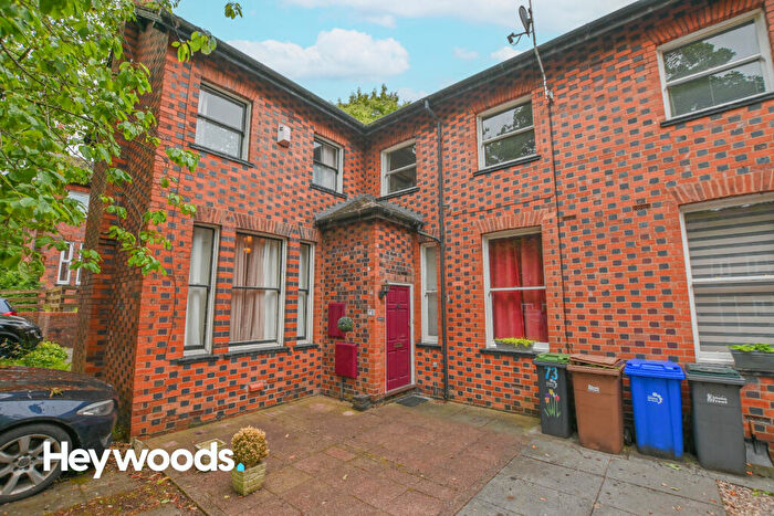 3 Bedroom Terraced House To Rent In St Christopher Avenue, Penkhull, Stoke-on-Trent, ST4