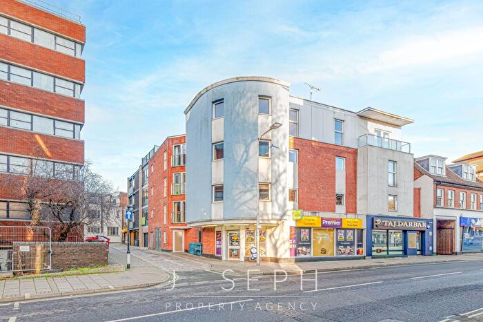 2 Bedroom Apartment To Rent In Coytes Gardens, Ipswich, IP1